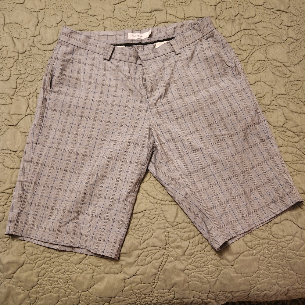 Calvin Klein Check Golf  Grey Shorts Mens W34